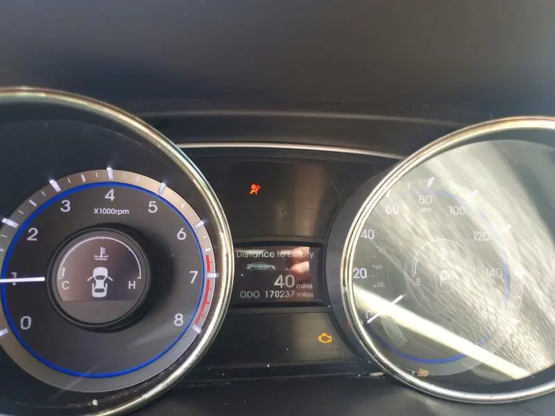 2011 HYUNDAI SONATA GLS  