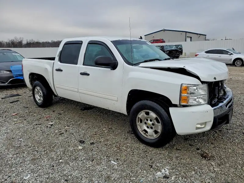 2011 CHEVROLET SILVERADO C1500 LT  
