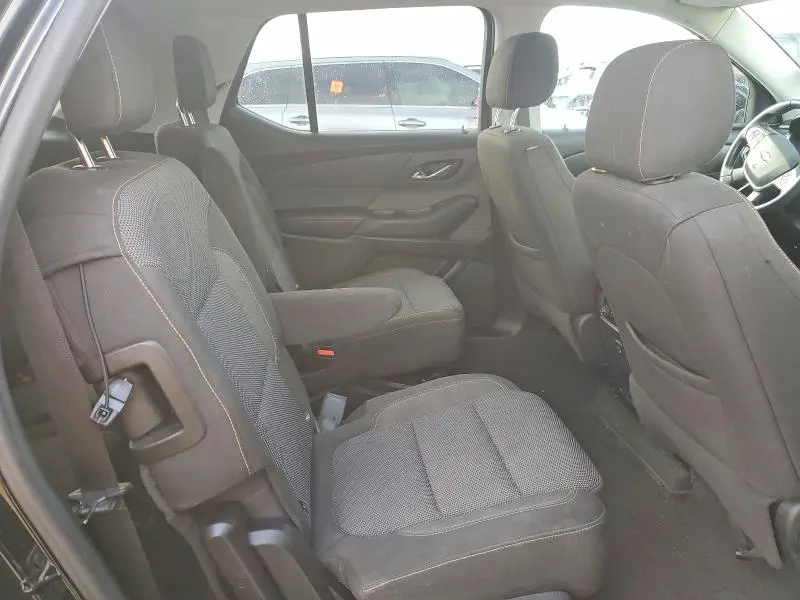 2018 CHEVROLET TRAVERSE LT  