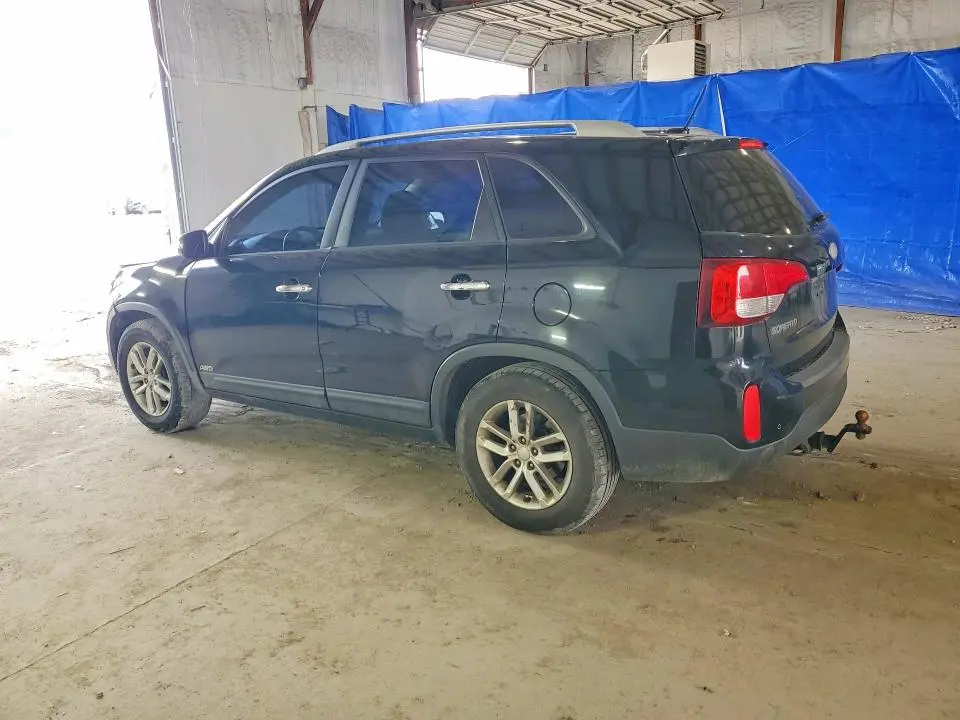 2015 KIA SORENTO LX  