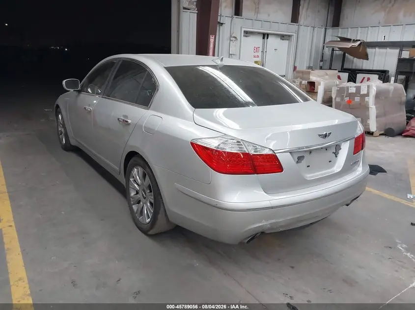 2011 HYUNDAI GENESIS 3.8