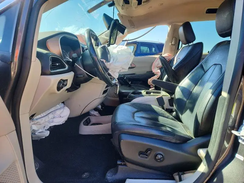 2019 CHRYSLER PACIFICA TOURING L  