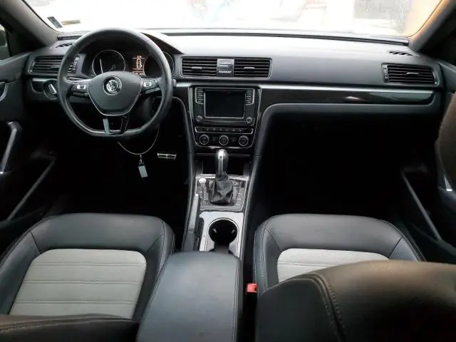 2018 VOLKSWAGEN PASSAT GT  