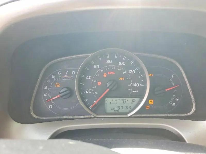 2013 TOYOTA RAV4 LE  