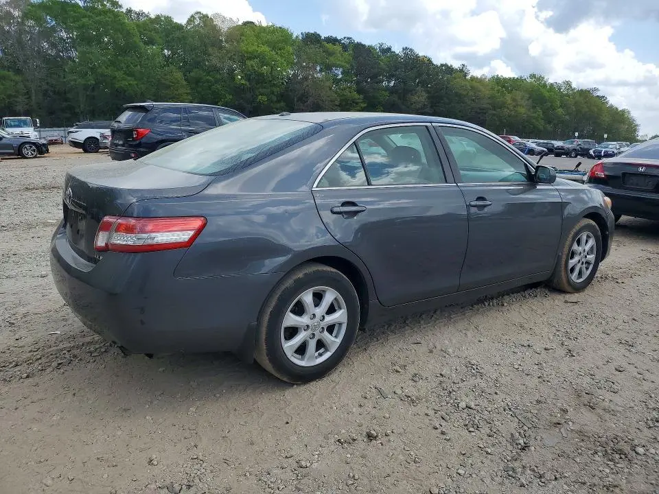2010 TOYOTA CAMRY LE  