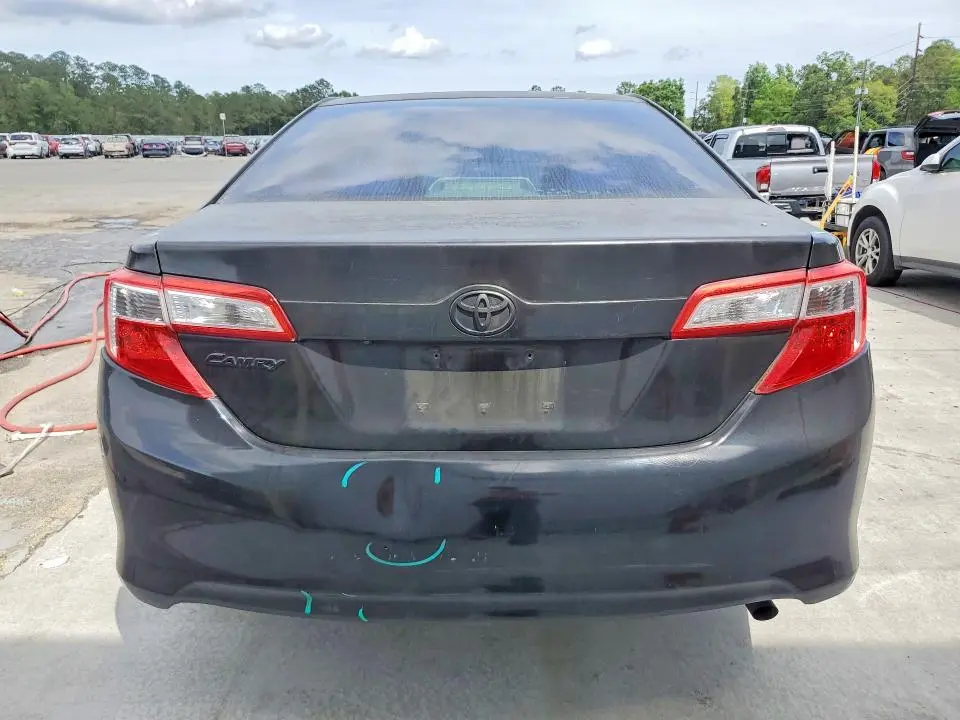2014 TOYOTA CAMRY L  