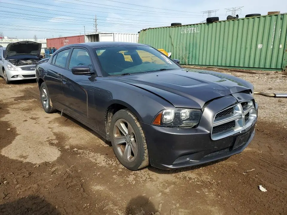 2014 DODGE CHARGER SE  