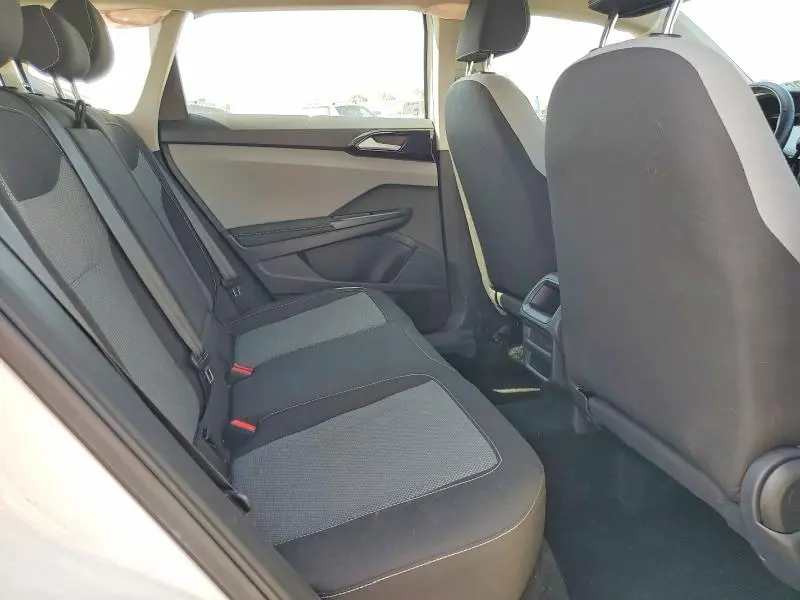 2024 VOLKSWAGEN TAOS S  