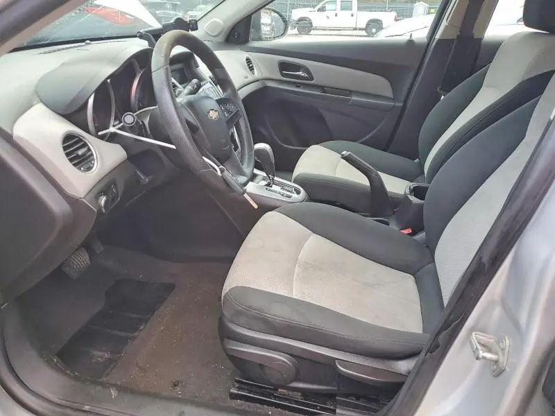 2011 CHEVROLET CRUZE LS  