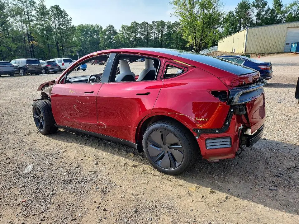 2026 TESLA MODEL Y   