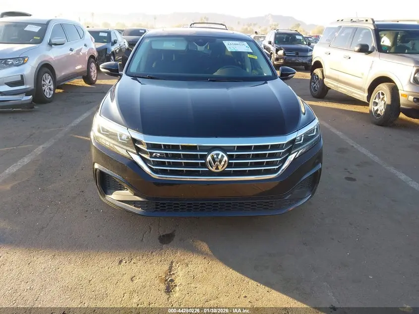 2020 VOLKSWAGEN PASSAT 2.0T R-LINE