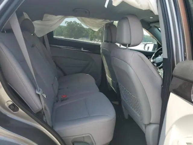 2014 KIA SORENTO LX  