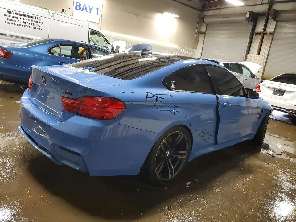 2015 BMW M4   