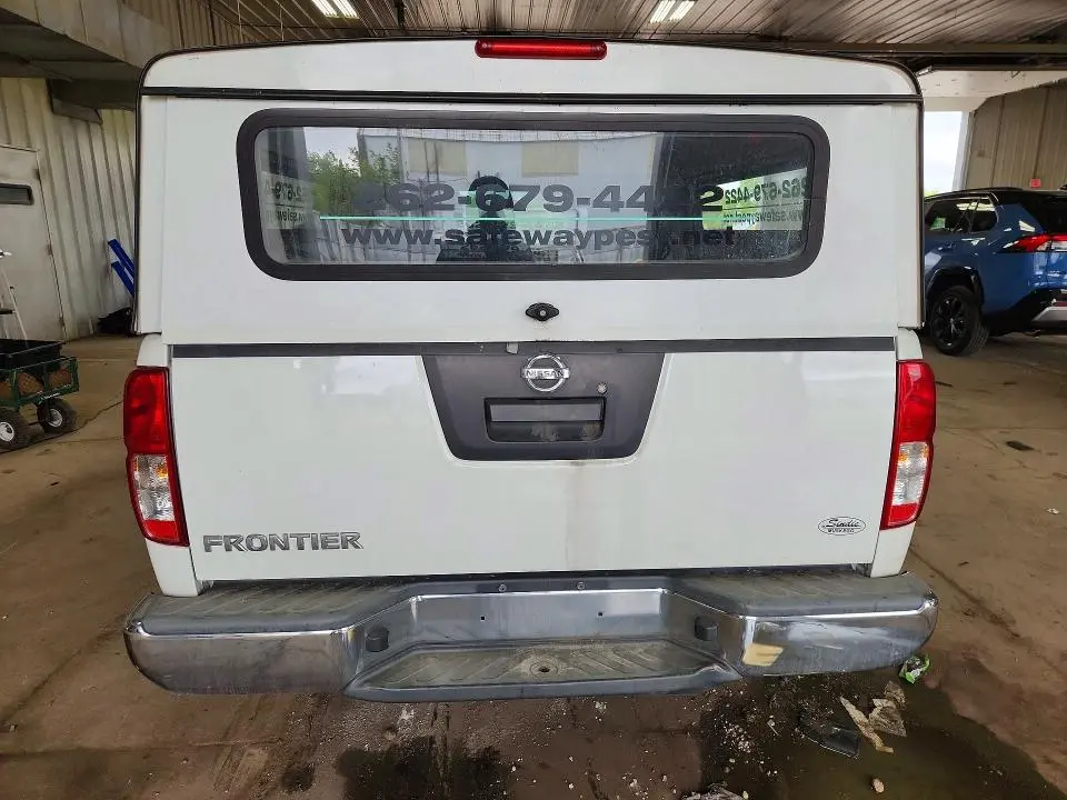 2015 NISSAN FRONTIER   