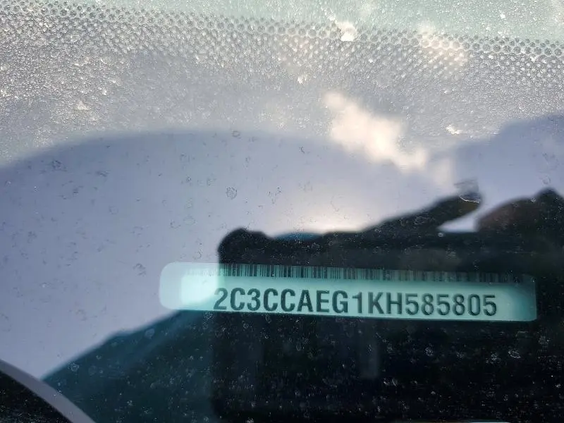 2019 CHRYSLER 300 LIMITED  
