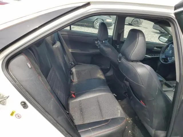 2015 TOYOTA CAMRY LE  