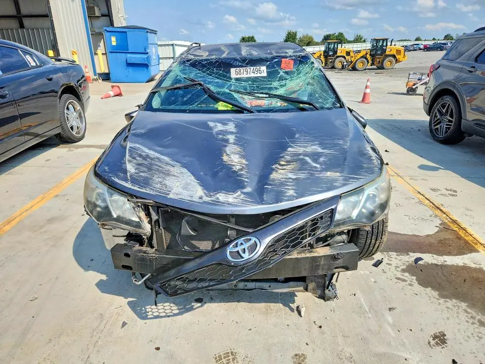 2012 TOYOTA CAMRY SE  