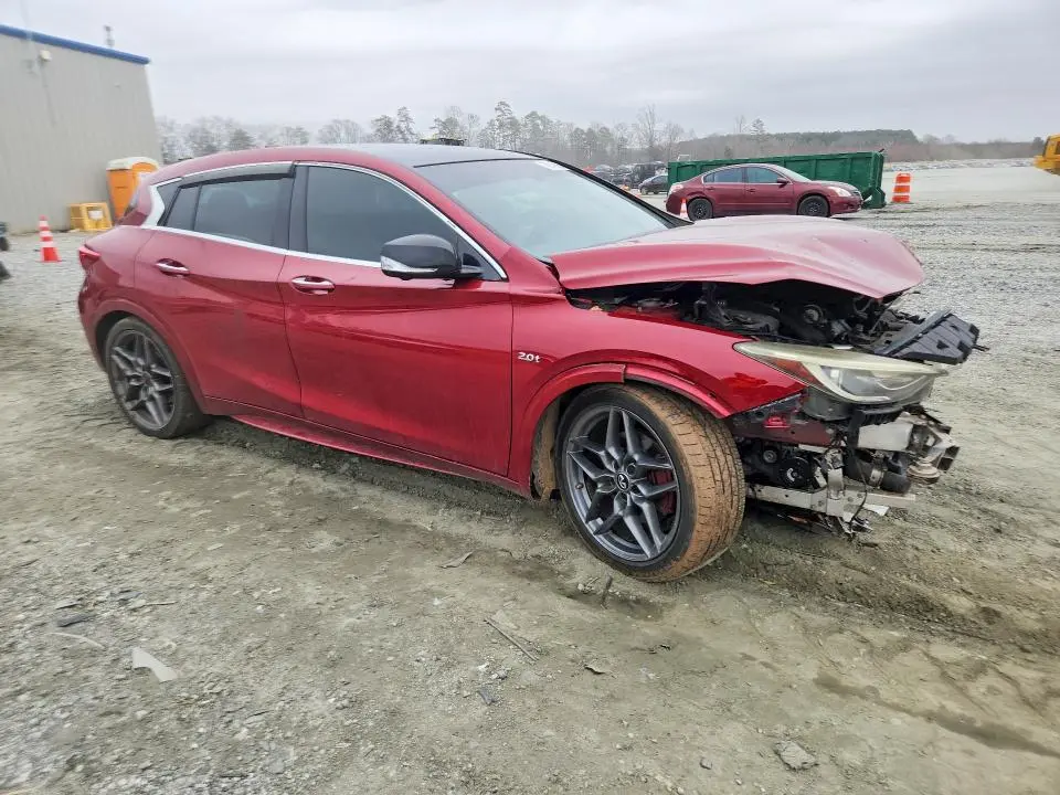2017 INFINITI QX30 BASE  