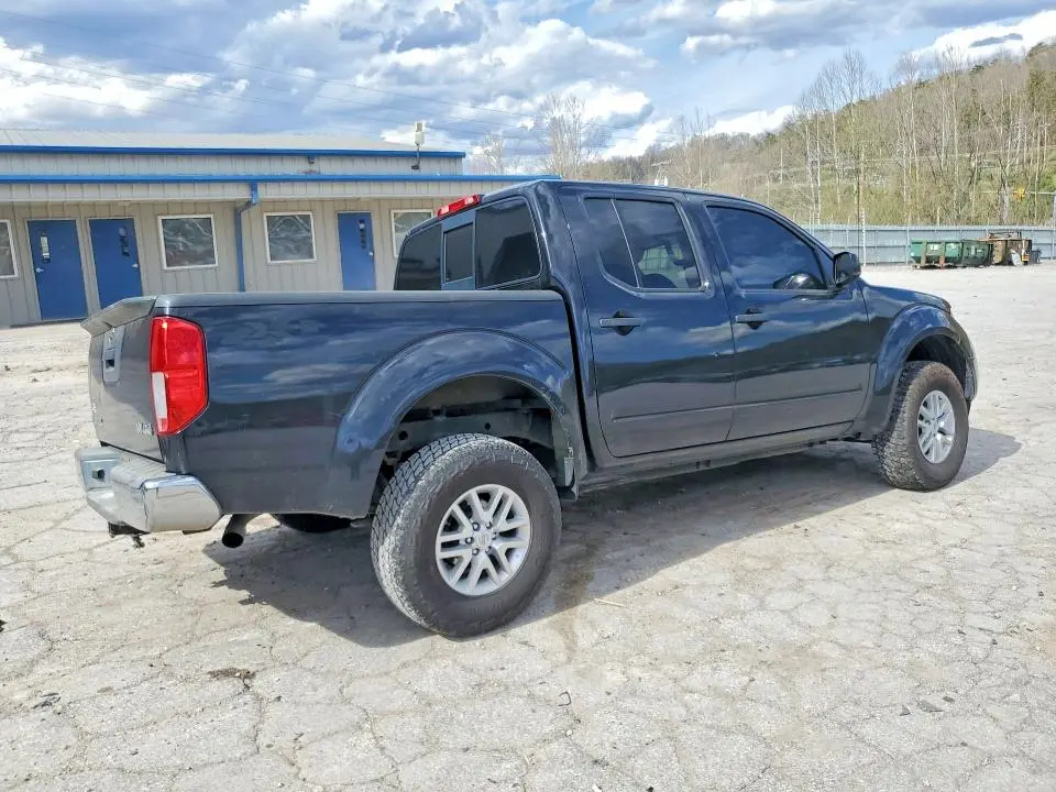 2016 NISSAN FRONTIER SV  
