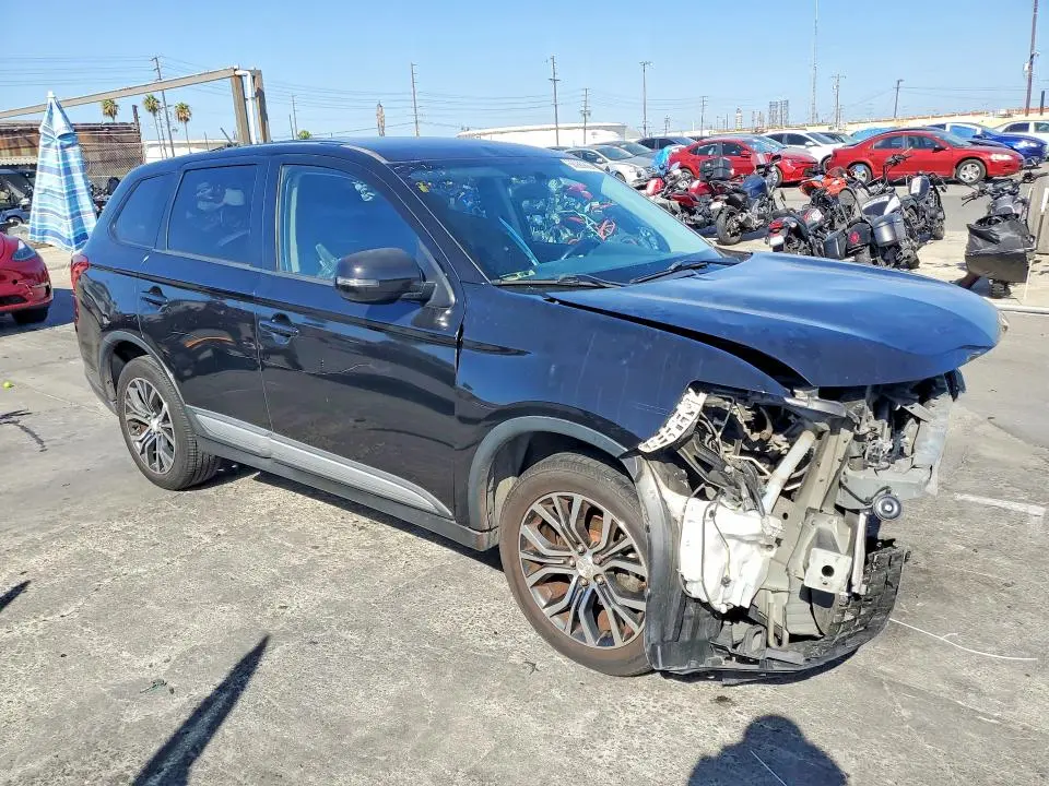 2016 MITSUBISHI OUTLANDER SE  