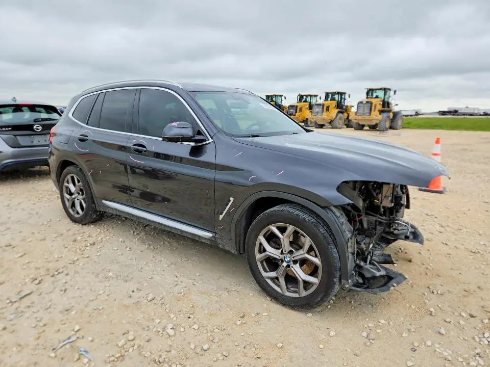 2021 BMW X3   