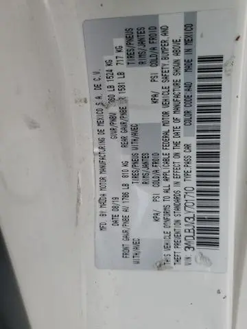 2020 TOYOTA YARIS LE