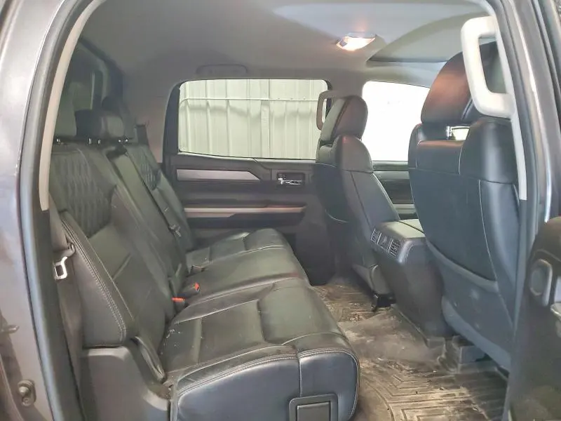 2019 TOYOTA TUNDRA PLATINUM  
