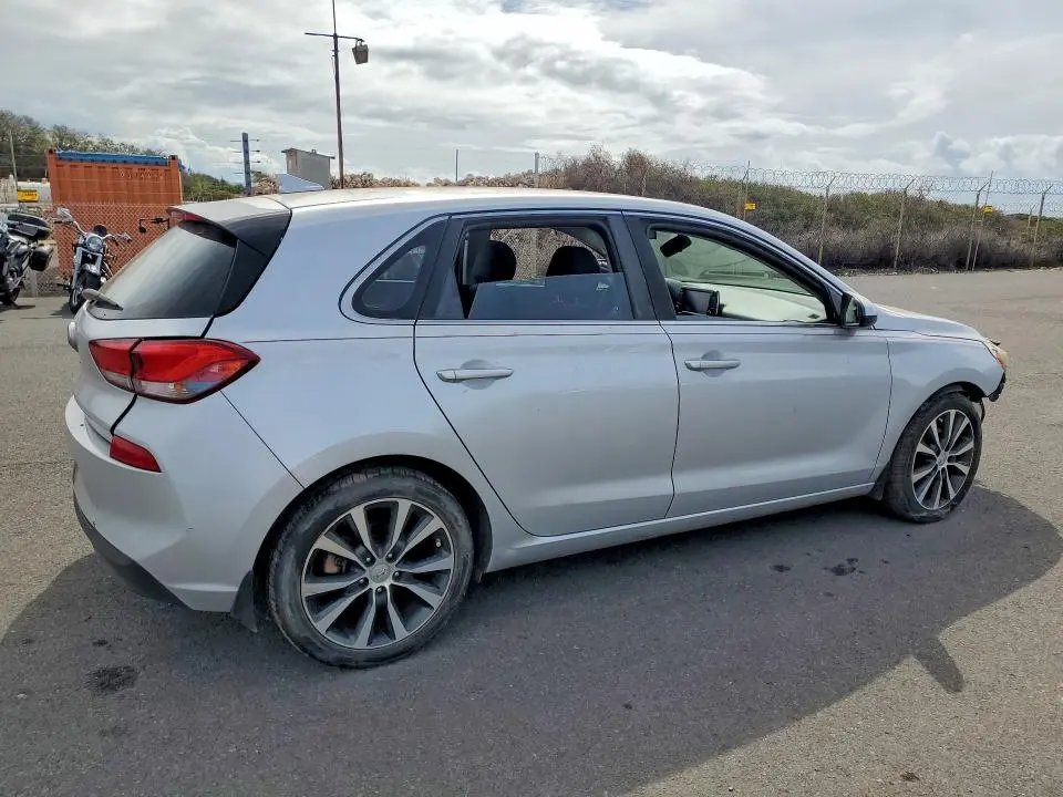 2018 HYUNDAI ELANTRA GT BASE  