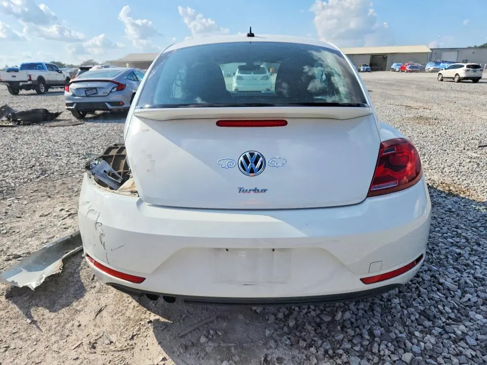 2017 VOLKSWAGEN BEETLE 1.8T  