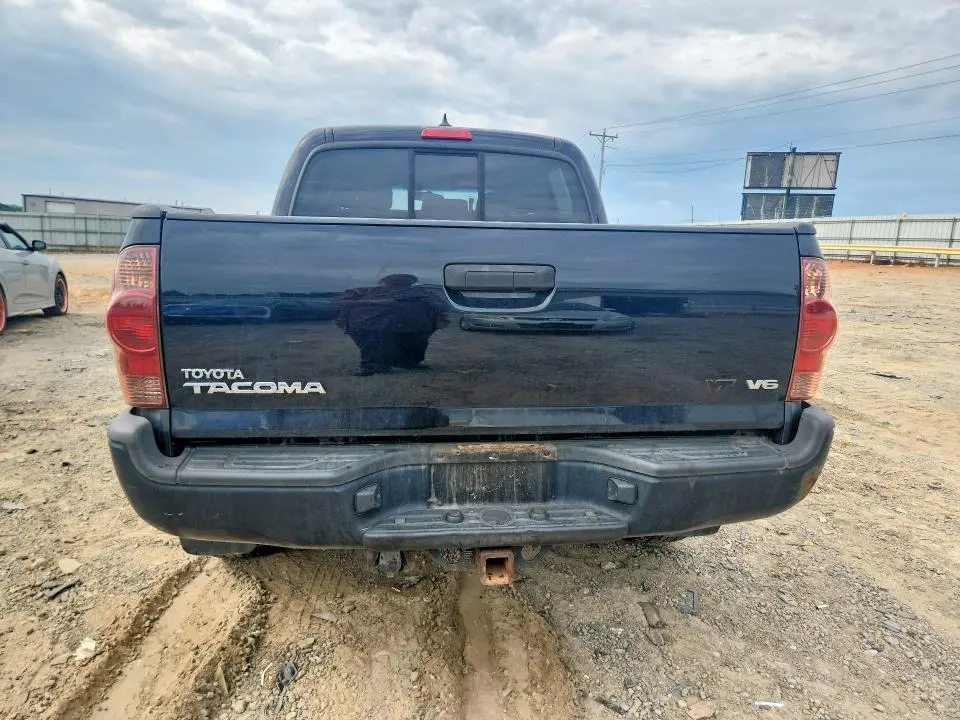 2012 TOYOTA TACOMA V6  