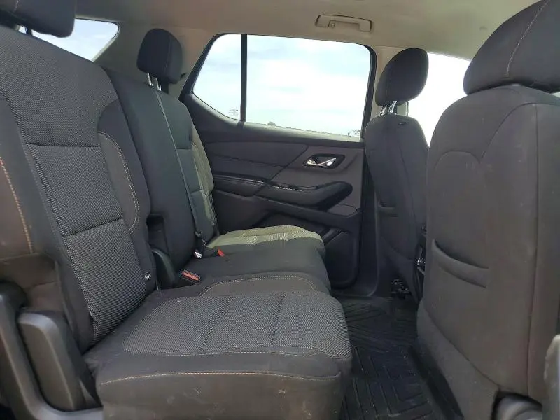 2021 CHEVROLET TRAVERSE LS  