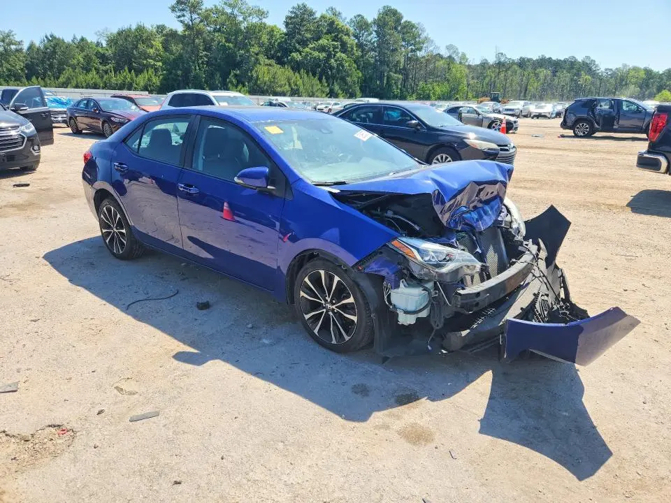 2018 TOYOTA COROLLA SE  