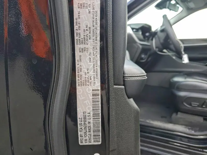 2023 JEEP GRAND CHEROKEE L LIMITED  