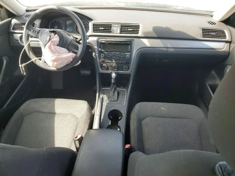 2013 VOLKSWAGEN PASSAT S  