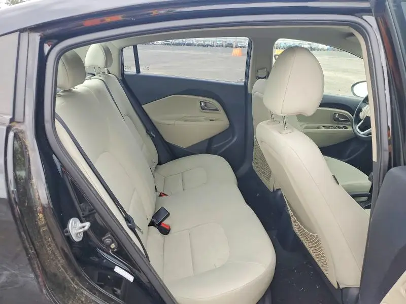 2013 KIA RIO LX  