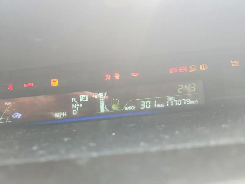 2012 TOYOTA PRIUS V FIVE  