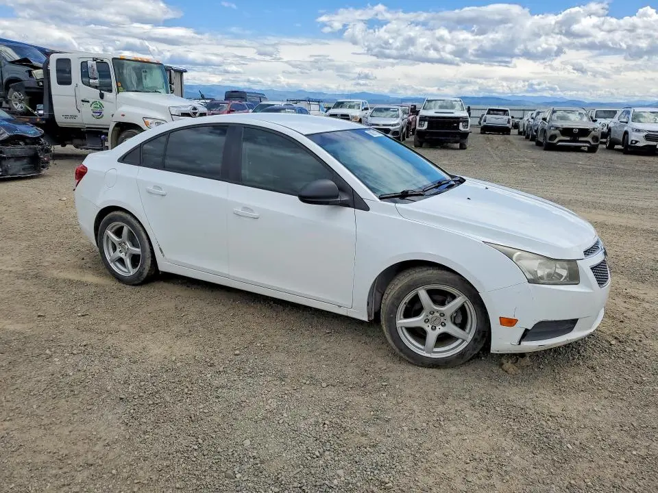 2014 CHEVROLET CRUZE LS  
