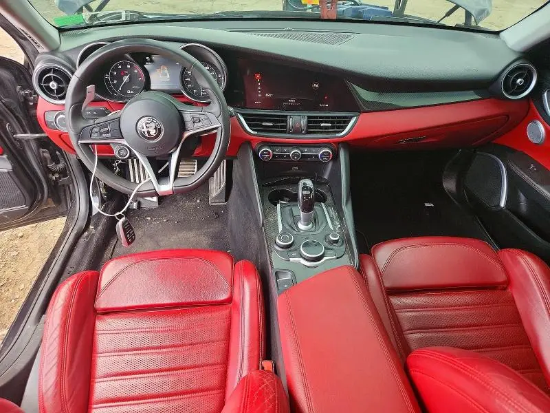 2017 ALFA ROMEO GIULIA TI Q4  