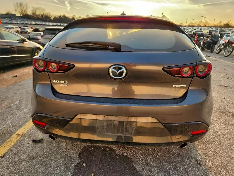 2019 MAZDA 3 PREMIUM  