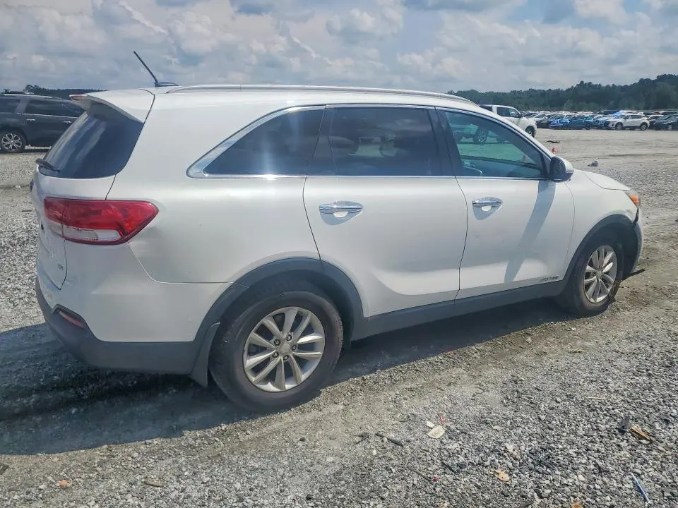 2017 KIA SORENTO LX V6  