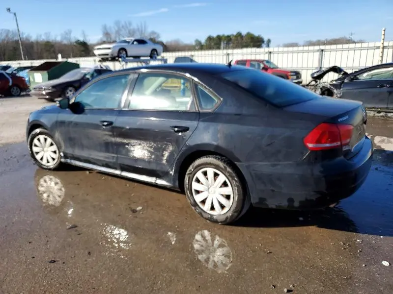 2012 VOLKSWAGEN PASSAT S  