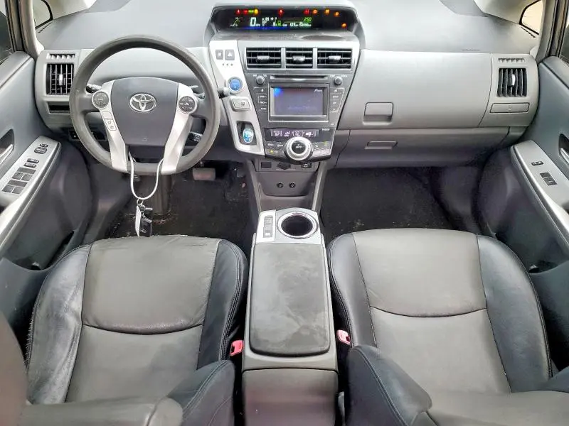 2013 TOYOTA PRIUS V TWO  