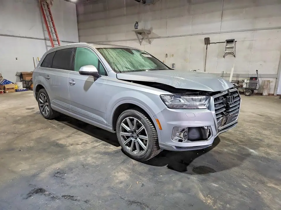 2017 AUDI Q7 PRESTIGE  