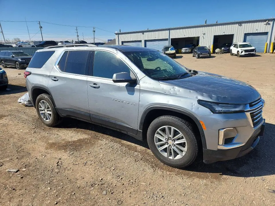 2023 CHEVROLET TRAVERSE LT  
