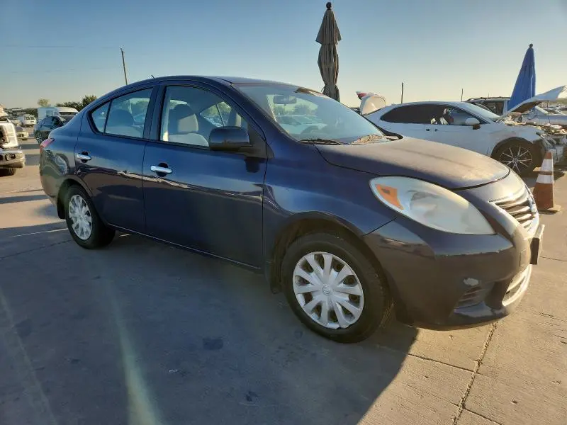 2012 NISSAN VERSA S  