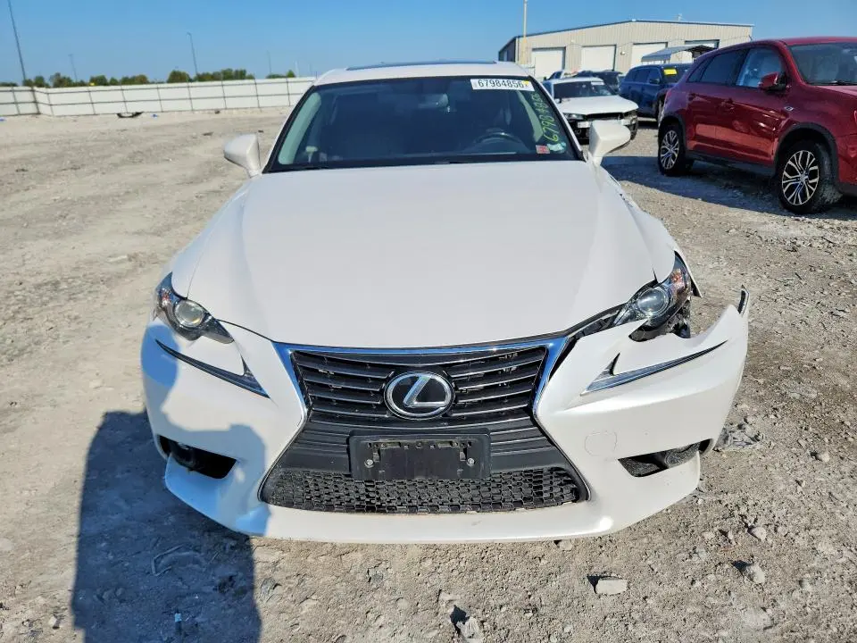 2016 LEXUS IS 200T  