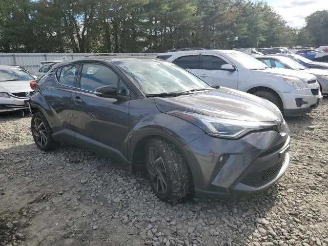 2021 TOYOTA C-HR XLE  