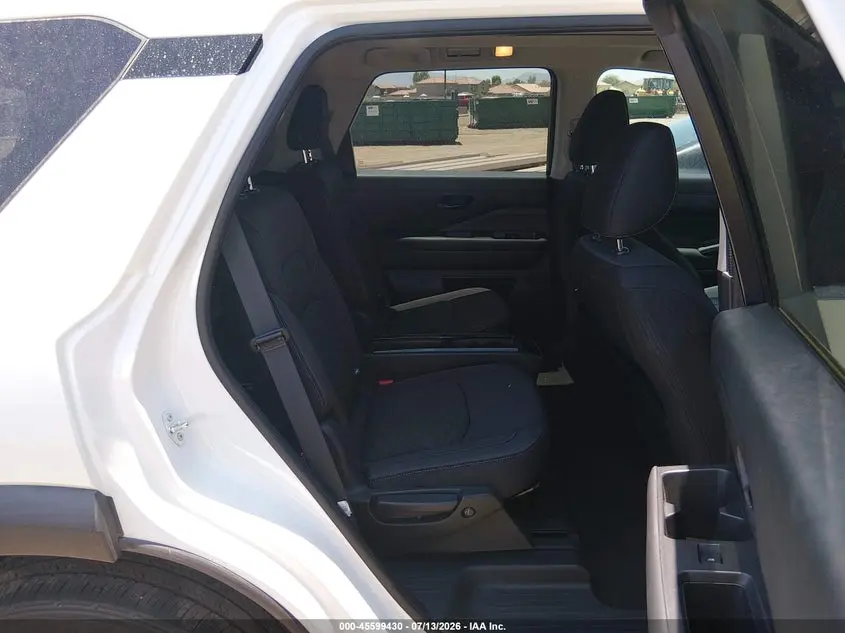 2024 NISSAN PATHFINDER SV 4WD