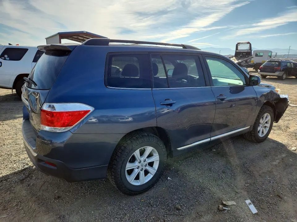 2012 TOYOTA HIGHLANDER BASE  