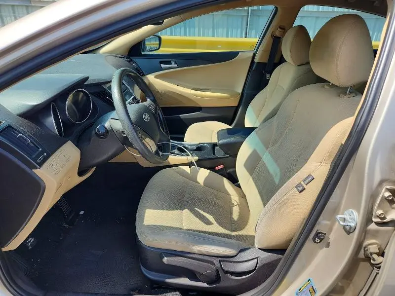 2011 HYUNDAI SONATA GLS  